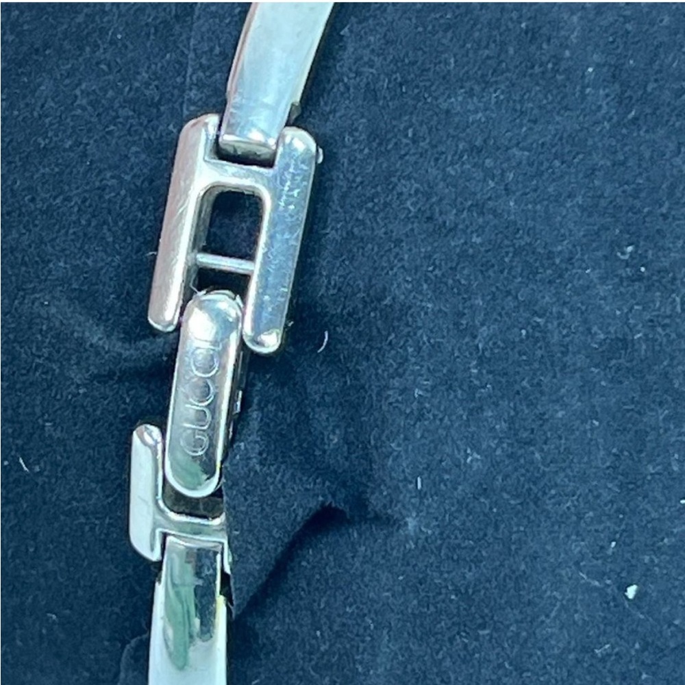 Gucci bangle watch - Picture 3 of 3